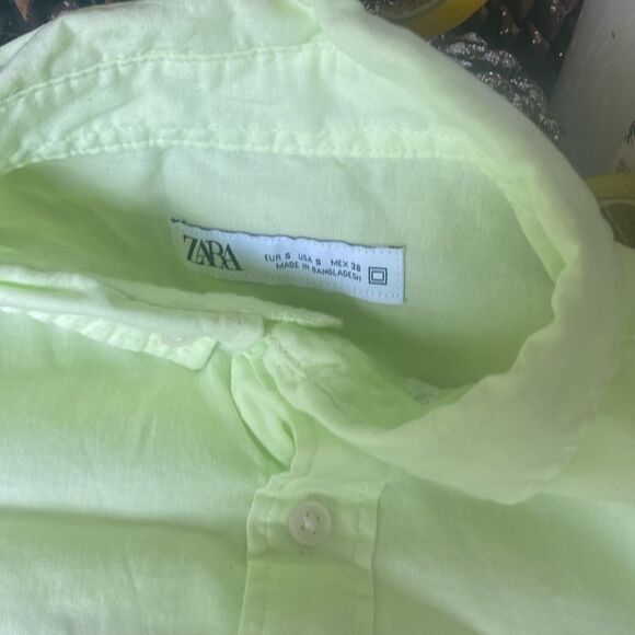 NWOT Zara l/s button up . Sheer but not see through pale neon yellow size S - Picture 2 of 3